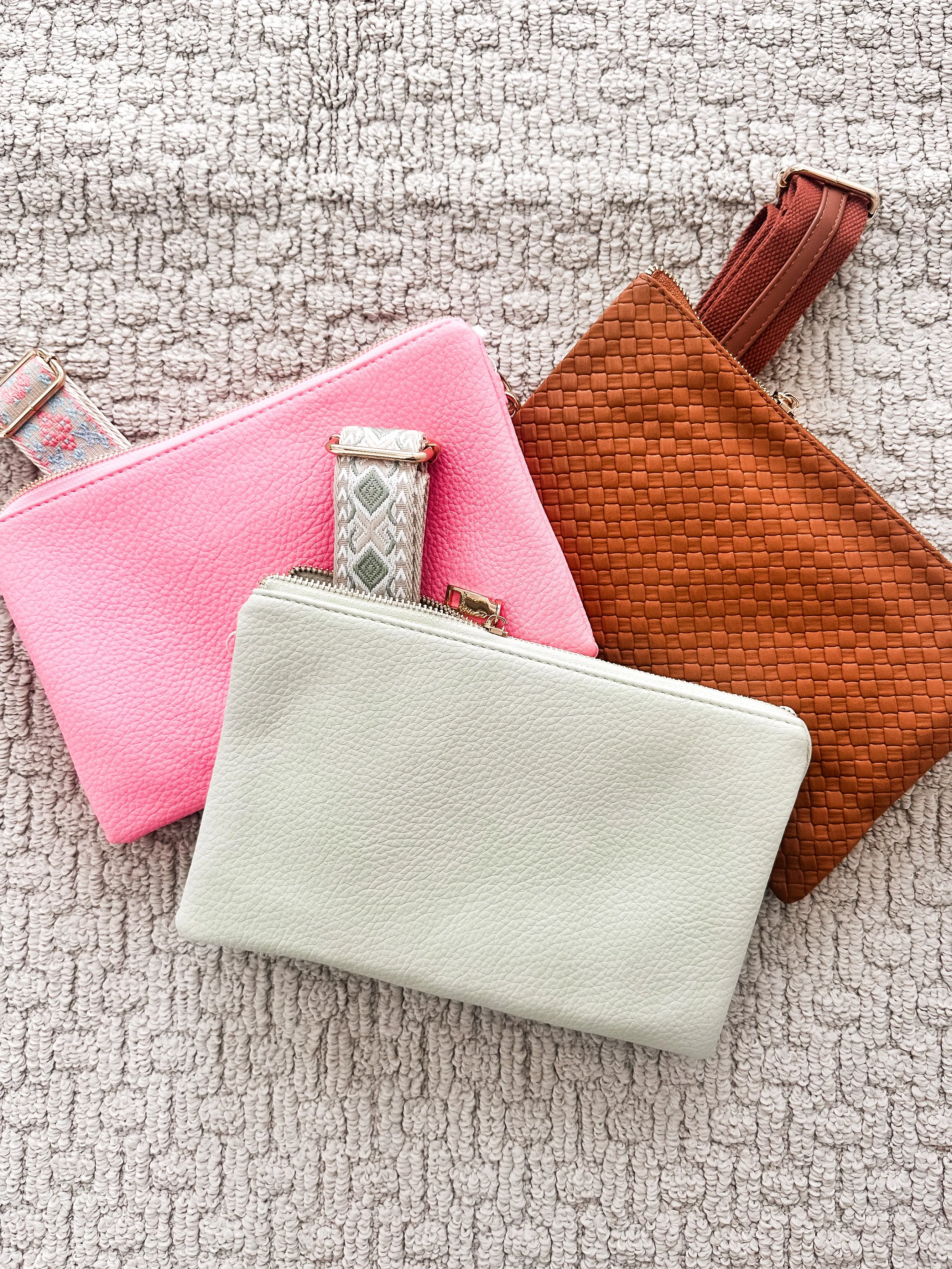 Bright Izzy Crossbody