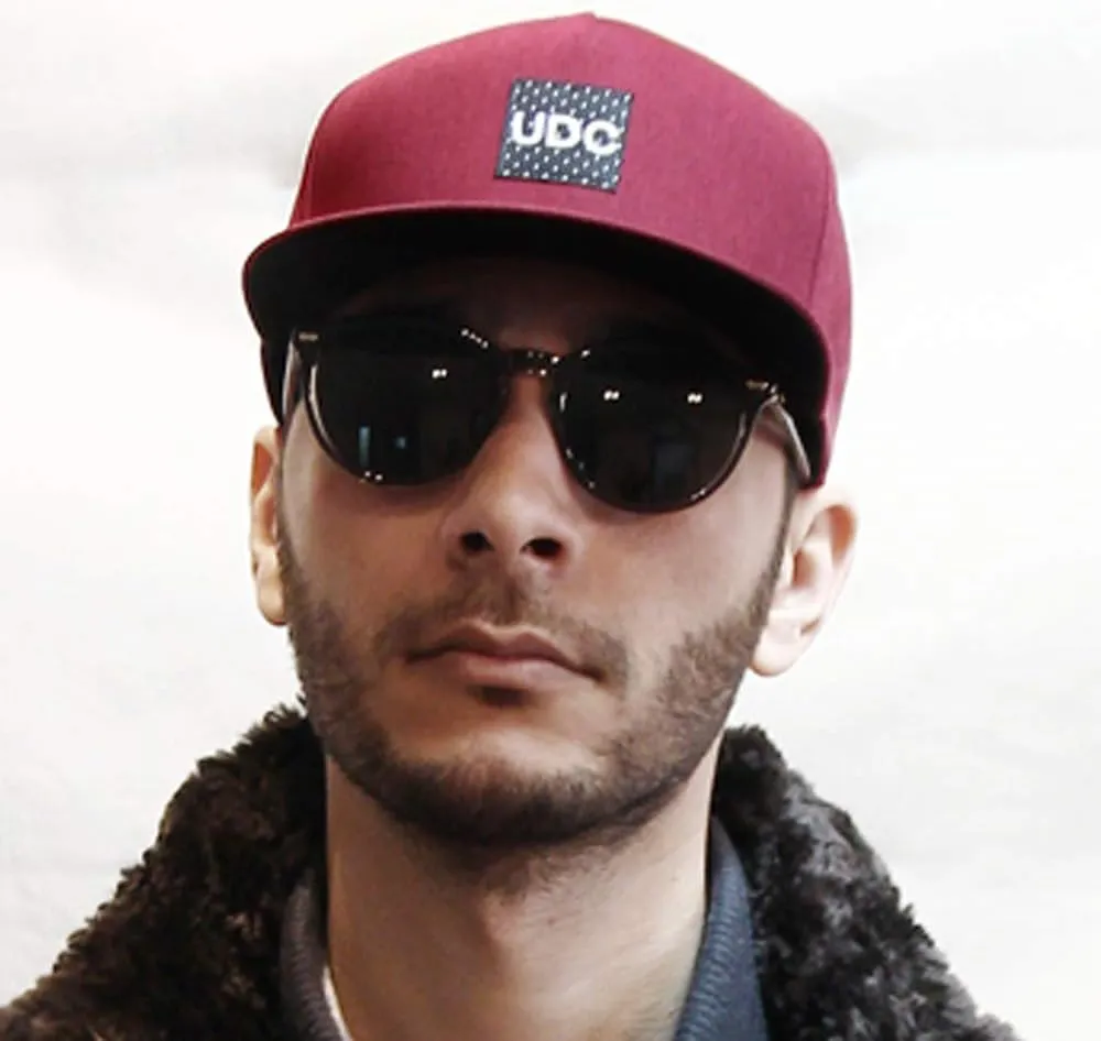 UNDERCONTROL Dot Logo Solid Hard Snapback Flat Brim Size Adjustable Trucker Dad Cap Unisex Men UV Protect Baseball Hat Korea