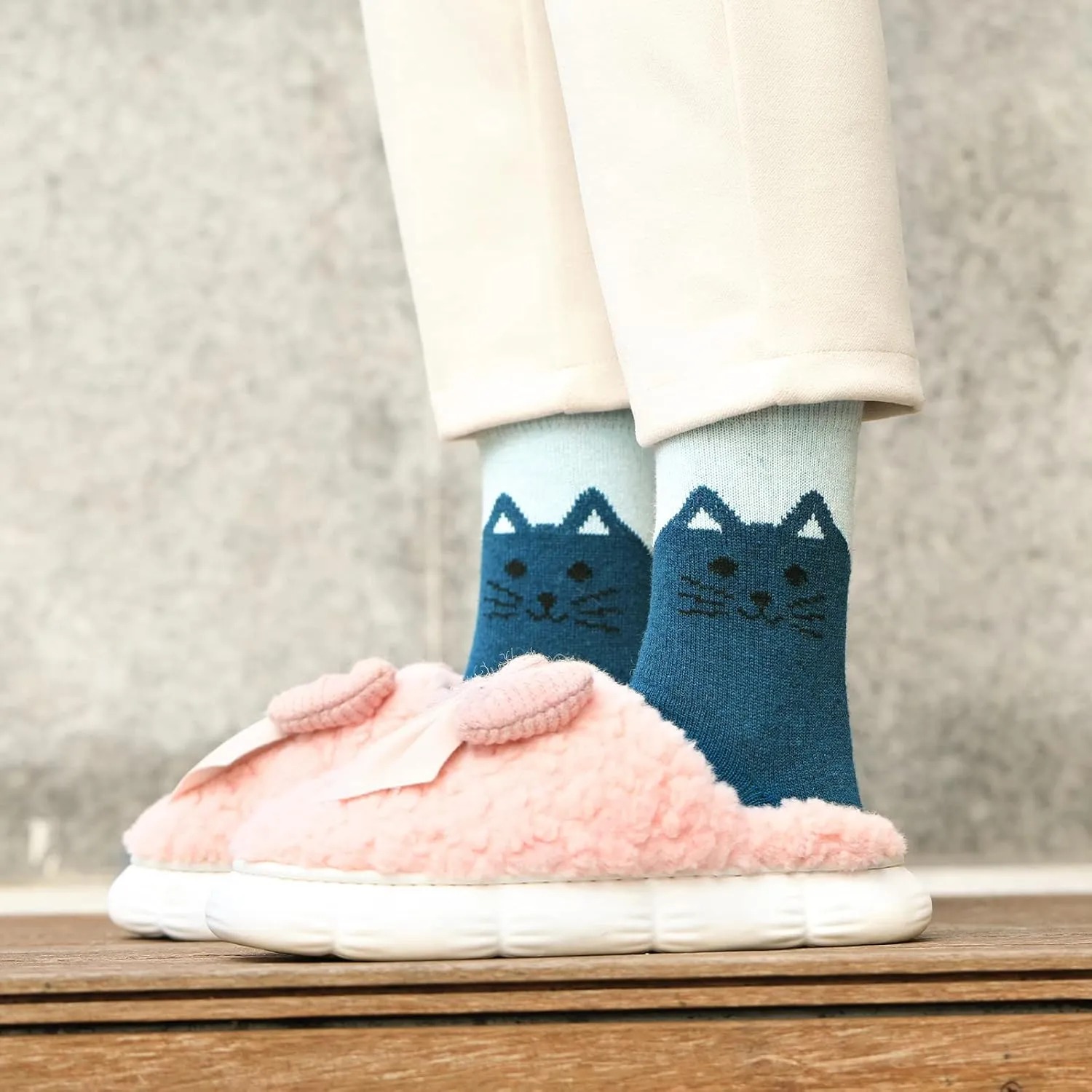 Wool Socks - Vintage Winter Warm, Soft Cozy, Thick Knit Boots Socks Gifts for Women Men